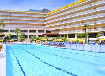 Hotel GHT Oasis Park (Lloret de Mar), Costa Brava