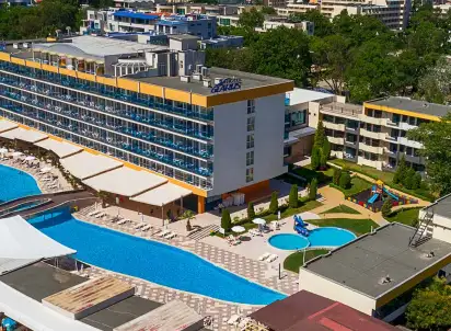 Hotel Glarus, Złote Piaski