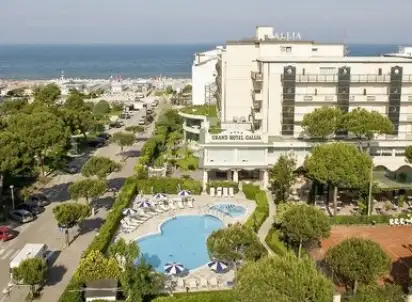Hotel Grand Gallia, Włochy