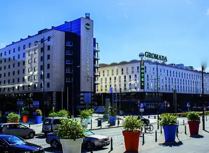 Hotel Gromada Centrum - Dom Chłopa, Polska