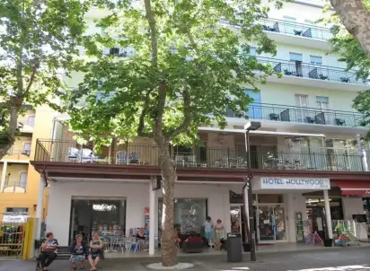 Hotel Hollywood, Riwiera Adriatycka