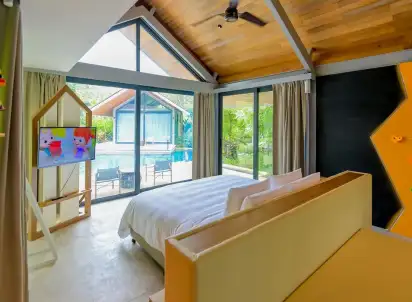 Hotel Island Escape by Burasari, Tajlandia