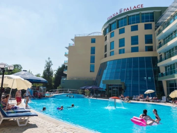 Ivana Palace