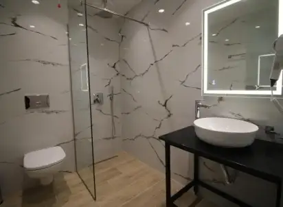 Hotel Julia, Albania