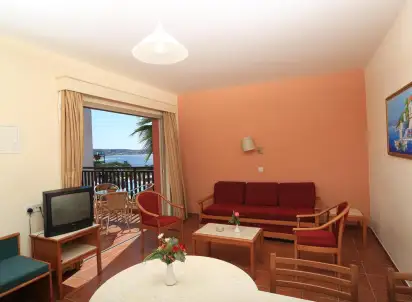 Hotel Kapetanios Aqua Resort (ex. Aqua Sol Holiday Village), Paphos