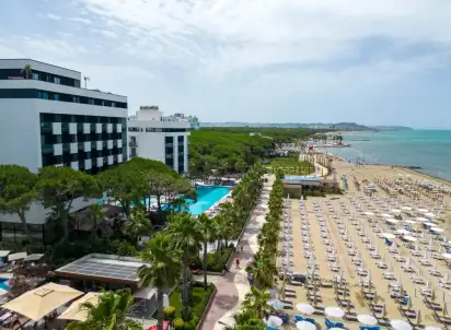 Hotel Kastrati, Albania