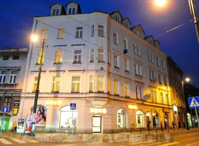 Hotel Kosmopolita, Polska
