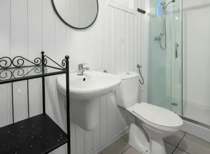 Hotel Leśny Dworek Winnica, Polska