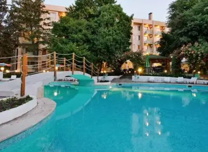 Hotel Ljuljak (Golden Sands), Złote Piaski