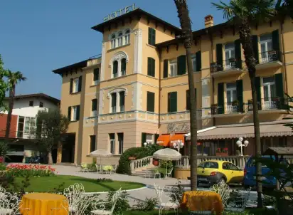 Hotel Maderno, Włochy