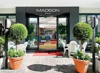Hotel Madison, Włochy