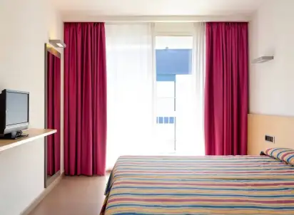 Wycieczka objazdowa Majówka DJ Resort - Cinque Terre i Paryż , Francja