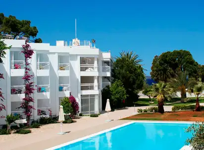 Hotel Marathon Beach Resort, Attyka
