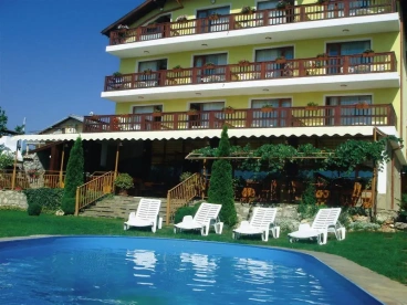 Hotel Margarita (Trakata), Złote Piaski