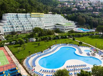 Wycieczka objazdowa Maslinica z Wenecją i Plitwicami, Istria