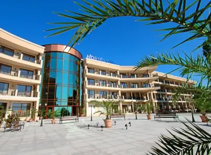 Hotel Morsko Oko, Złote Piaski