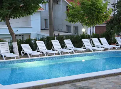 Hotel Nikola (Sveti Vlas), Słoneczny Brzeg