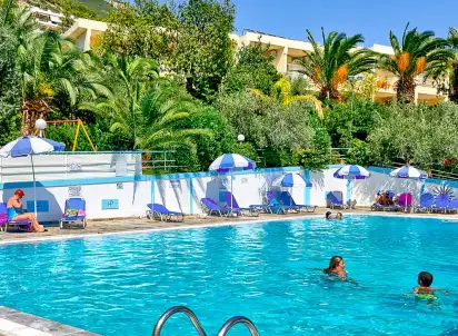 Hotel Pappas, ZatokaKoryncka