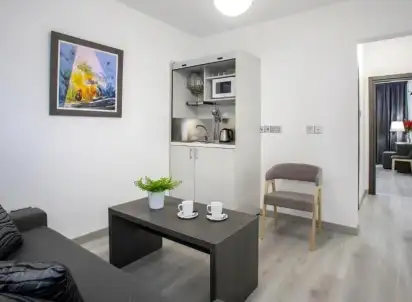 Hotel Petrou Aparthotel, Larnaca