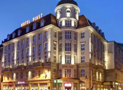 Hotel Piast, Polska