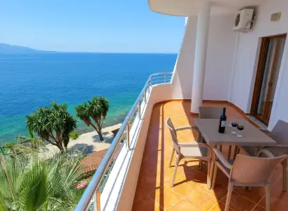 Hotel Piccolino, Albania