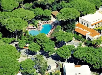 Hotel Pineta (Ischia Porto), Kampania