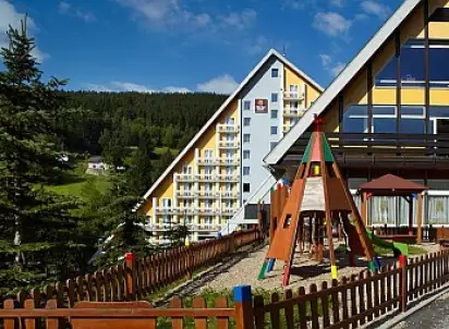 Hotel Pinia Hotel & Resort (Szpindlerowy Młyn), Harrachov