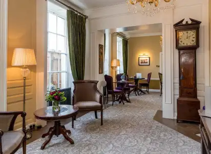 Hotel Stauntons on the Green, Dublin