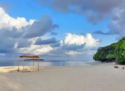 Hotel Swarn by Hawks (ex. Clarks Exotica Kamadhoo Maldives), Malediwy