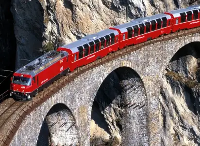 Wycieczka objazdowa Szwajcaria i Włochy /Ekspres Bernina - lodowiec i palmy/, Szwajcaria