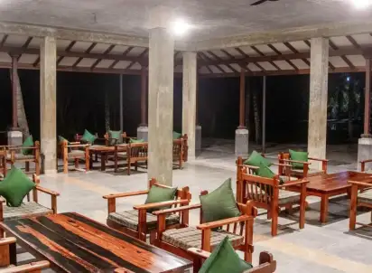 Hotel The Coastal Village Cabanas, Sri Lanka