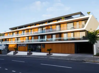 Hotel The Shipyard Angra, Portugalia
