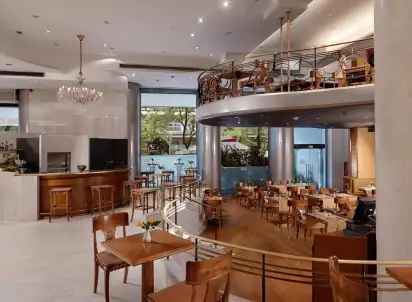Hotel Titania, Grecja