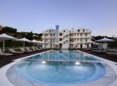 Hotel V Luxury Suites, Grecja